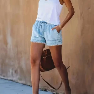 Leah | Mühelos stilvolle High-Waisted Denim-Shorts mit Fransen-Detail